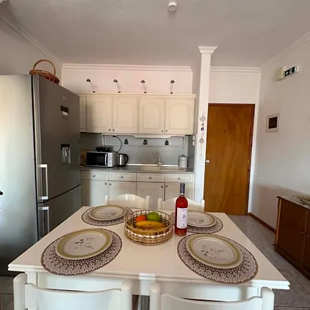 Апартамент Thalia Sea View *
